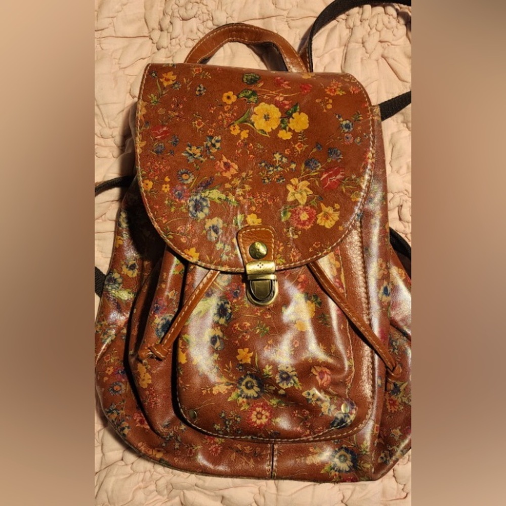 Patricia Nash tan leather Prairie Rose floral backpack